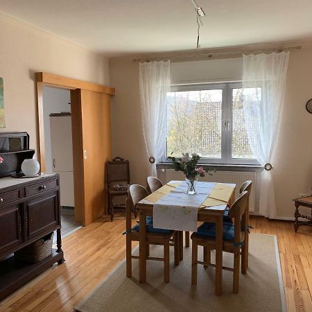 Moderne Ferienwohnung Mit Balkon Im Schoenen Saarland Dillingen an der Saar Luaran gambar