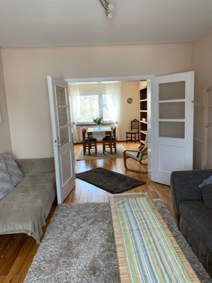 Moderne Ferienwohnung Mit Balkon Im Schoenen Saarland Dillingen an der Saar Luaran gambar